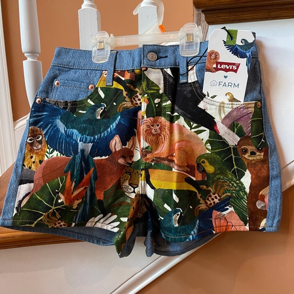 Levi's Pants - COPY - Levis Farm Rio NWT Tropical Jean shorts, 30